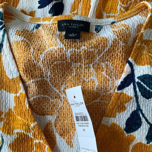 Ann Taylor Factory Mustard Yellow and White Floral Sleeveless Wrap-Front Top NWT - Picture 5 of 8